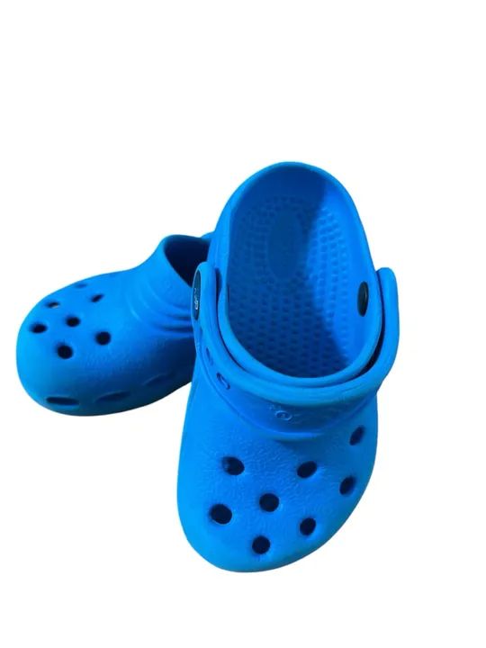 Chinelos Crocs C4/5 Azul Bebê - Foto 3