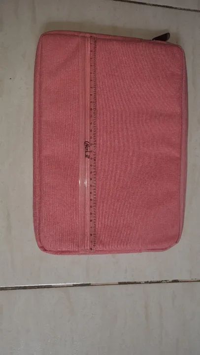 Vendo Capa para Tablet / I Pad ou Notebook (mini) - Foto 4