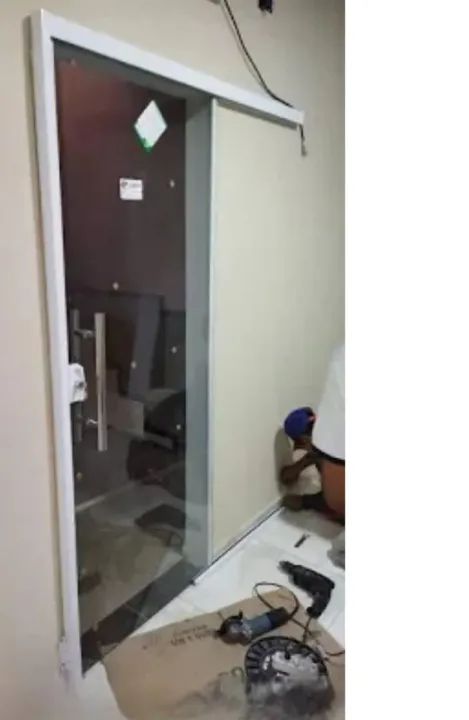 Box, Varandas Espelhos, Portas e Janelas - Foto 4