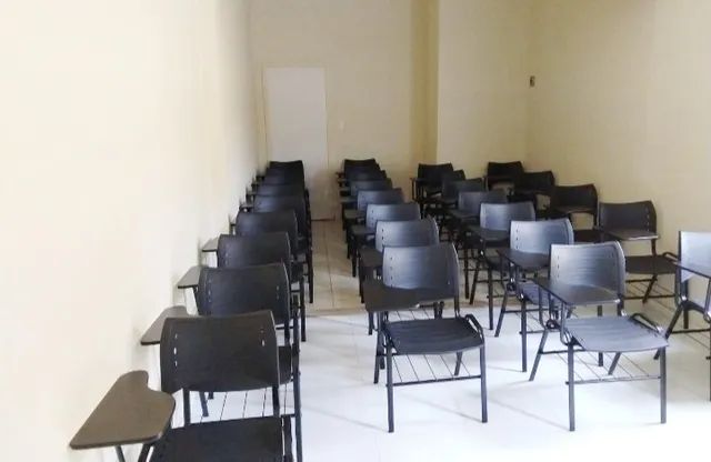 Cadeira Universitária direito da Fábrica. - Foto 4