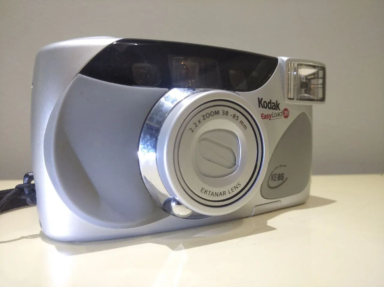 Câmera Kodak EasyLoad 35 antiga  - Foto 3