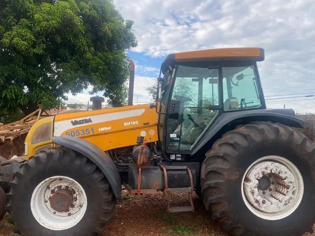 TRATOR VALTRA BH180 2012