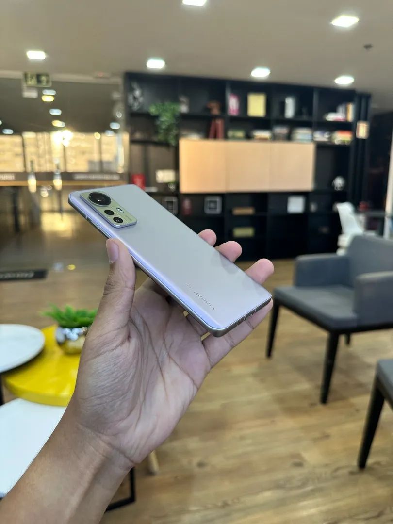 Xiaomi 12 256gb 5G - Impecável - R$2590,00 ou em até 12x no cartão  - Foto 2