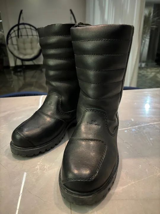 Botas de Motociclista de Couro - Impermeáveis e Resistentes!