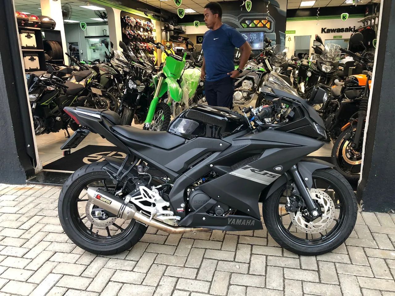YAMAHA YZF R15 2024/2024