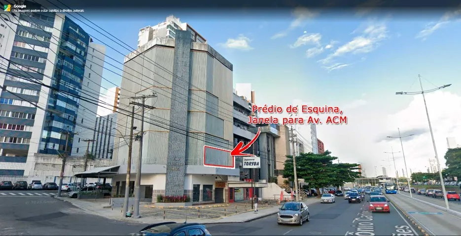 Sala Comercial no Itaigara - Av. ACM