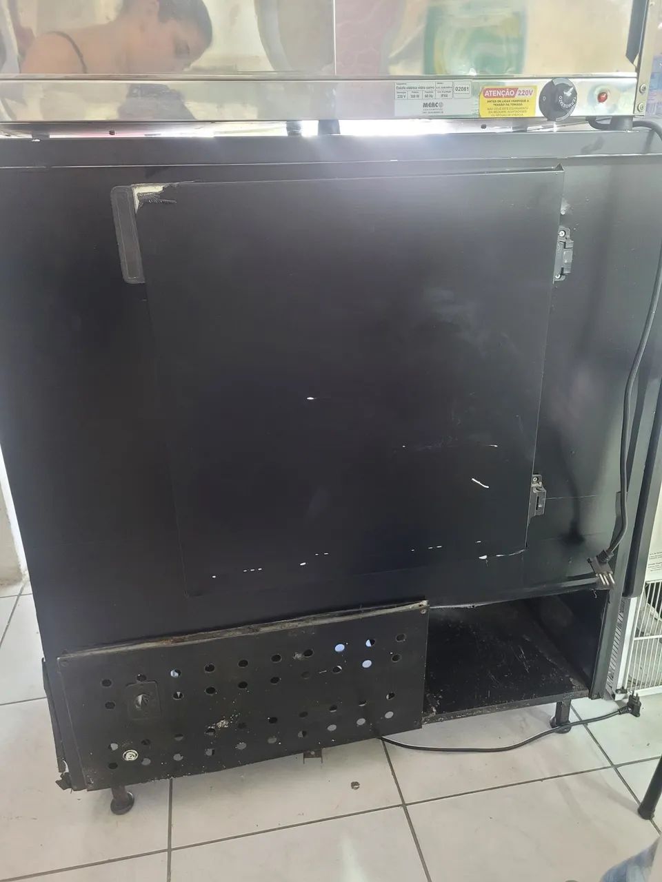 Vitrine refrigerada 220v (Valor negociável) - Foto 4