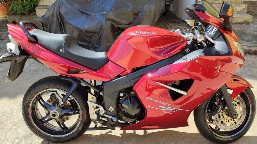 Triumph Sprint 2006 st 1050 c.c.