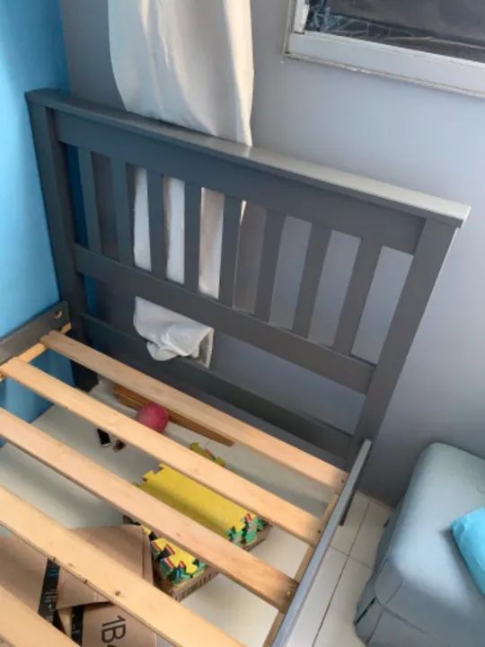 Cama solteiro madeira maciça 