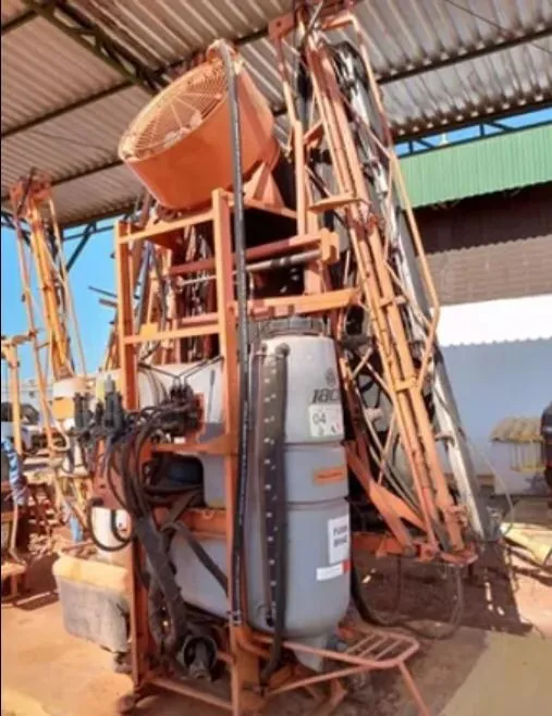 Pulverizador Jacto