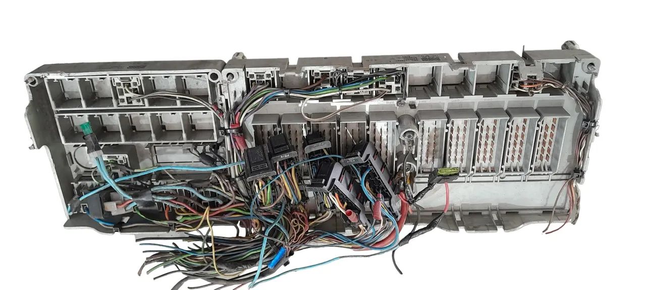 Caixa Porta Fusíveis Scania S4 Original 13008061320850 - Foto 5