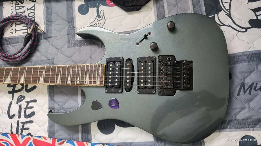 Guitarra Ibanez RG GIO