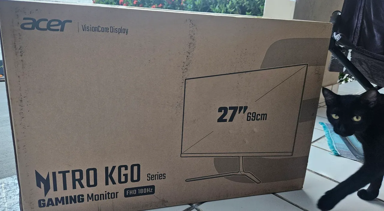 Monitor gamer Acer (Lacrado, 27", IPS, 180hz, FreeSync Premium, 1080p, HDR10, 1 ano gar.)