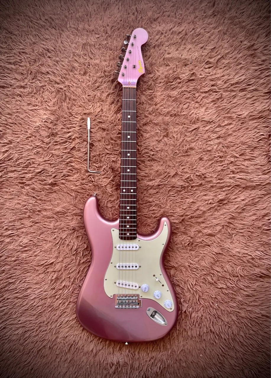 Squier Classic Vibe 60s Matching Headstock