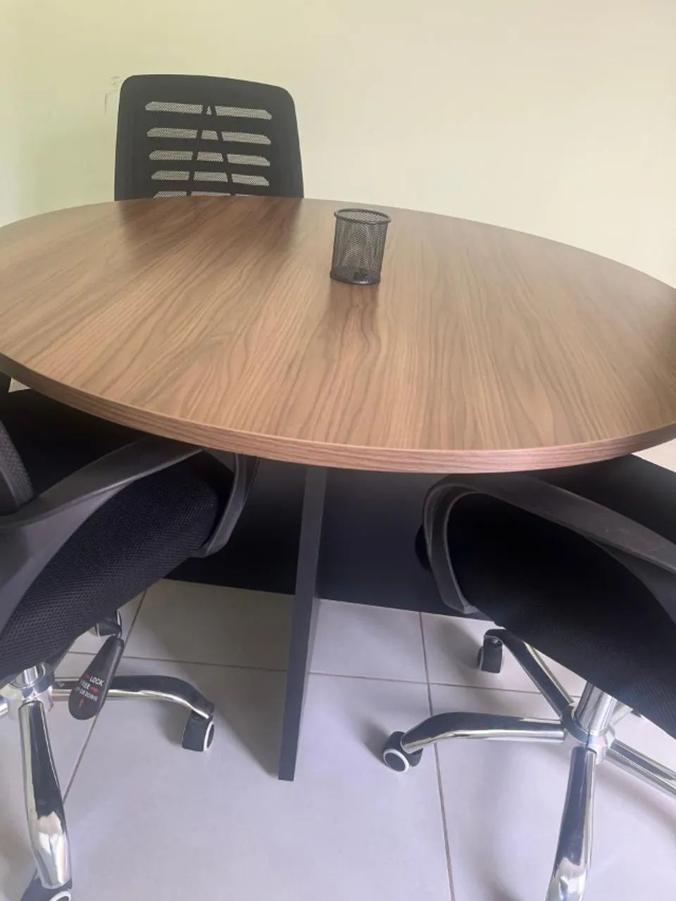 Mesa de Reunião - Foto 3