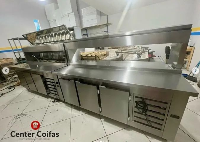Condimentadora e pizzarola refrigerada sob medida