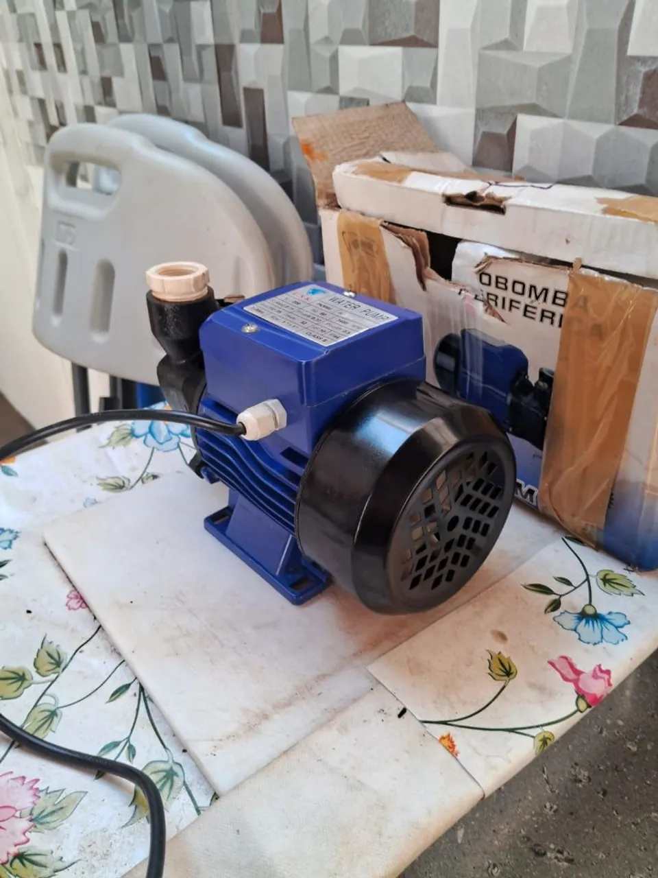 Bomba d'água nova HP 0,5 220v