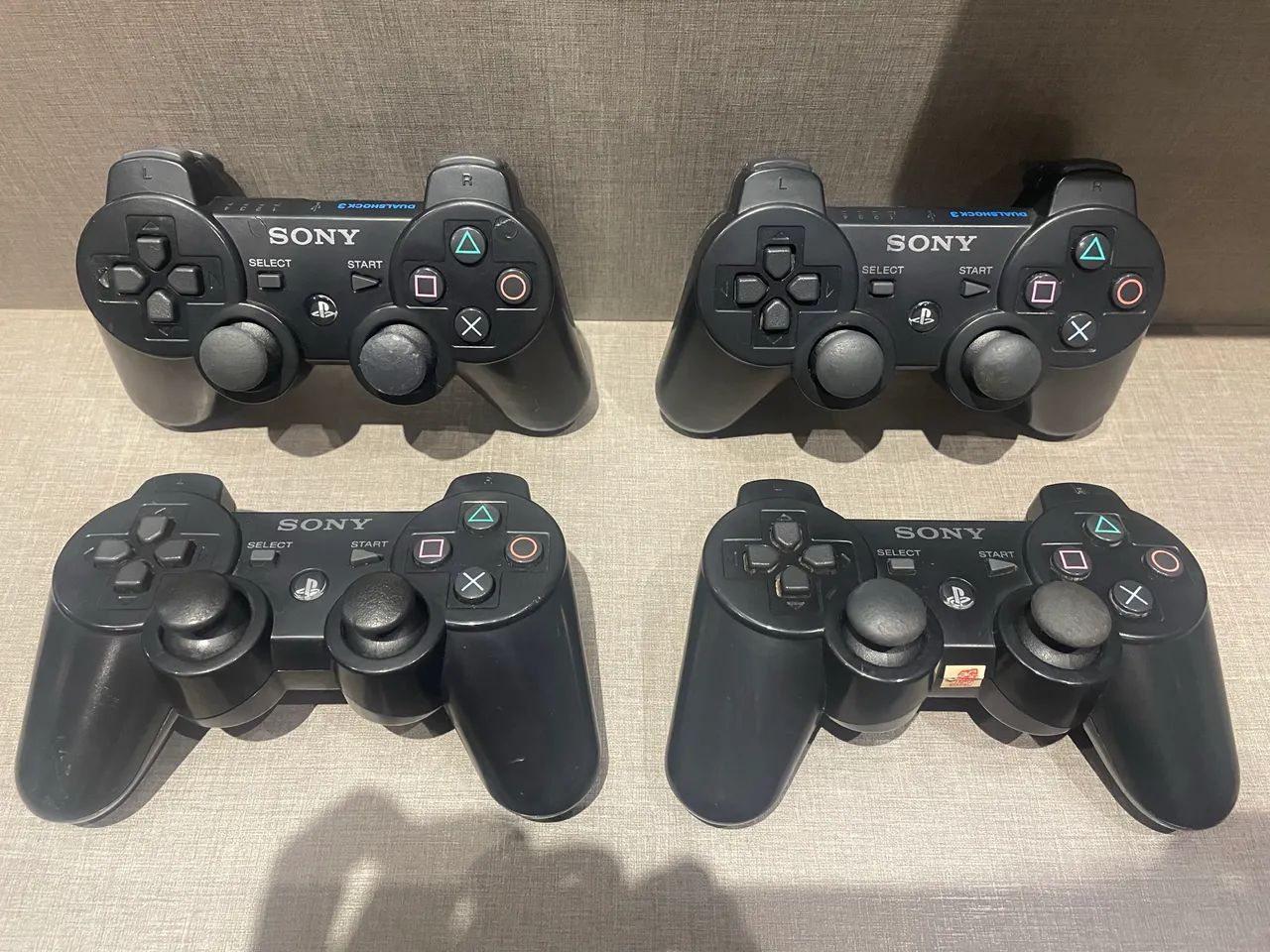 Controles originais PS3 - 125,00 cada64308810690947120