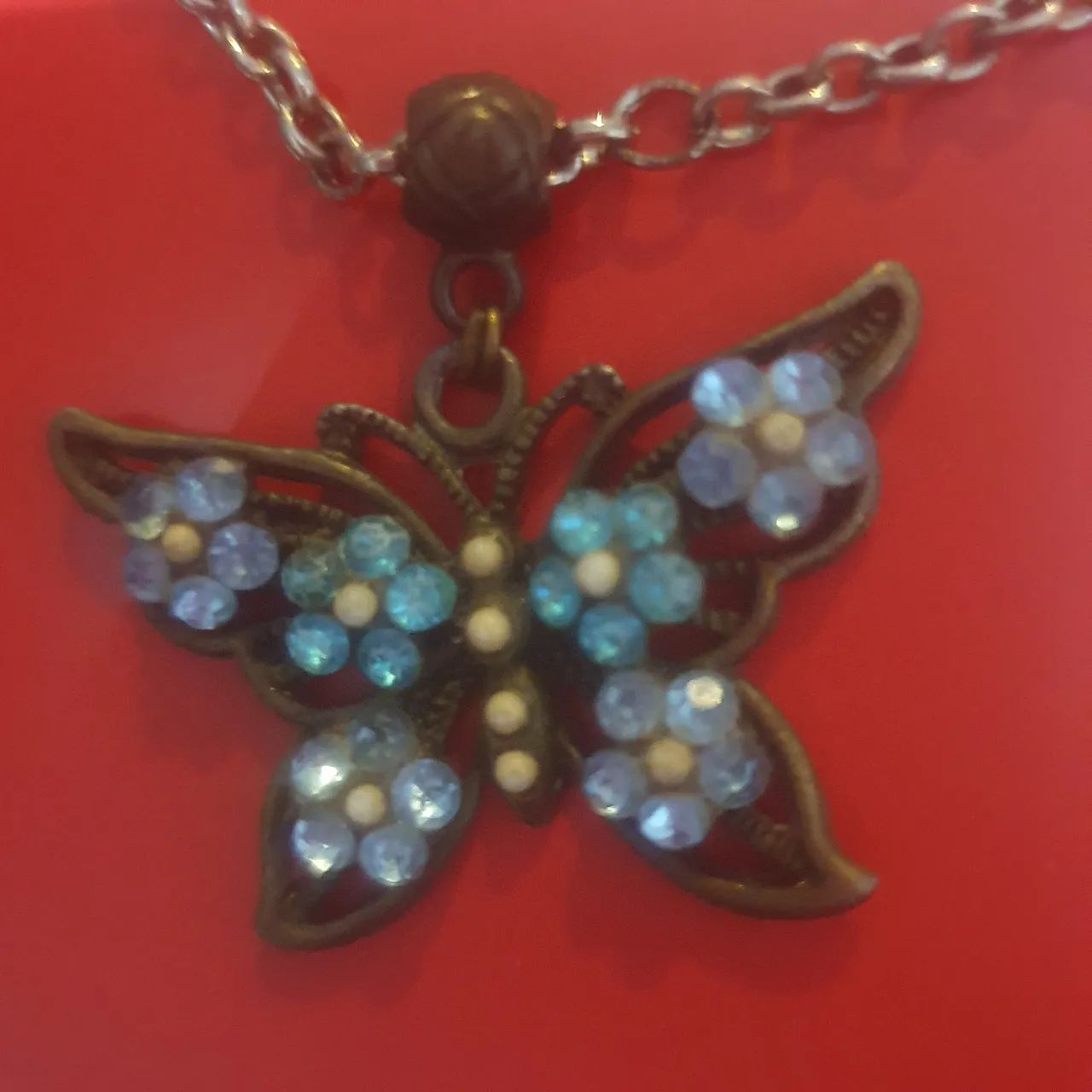 Colar com Pingente de Borboleta Azul - Foto 3