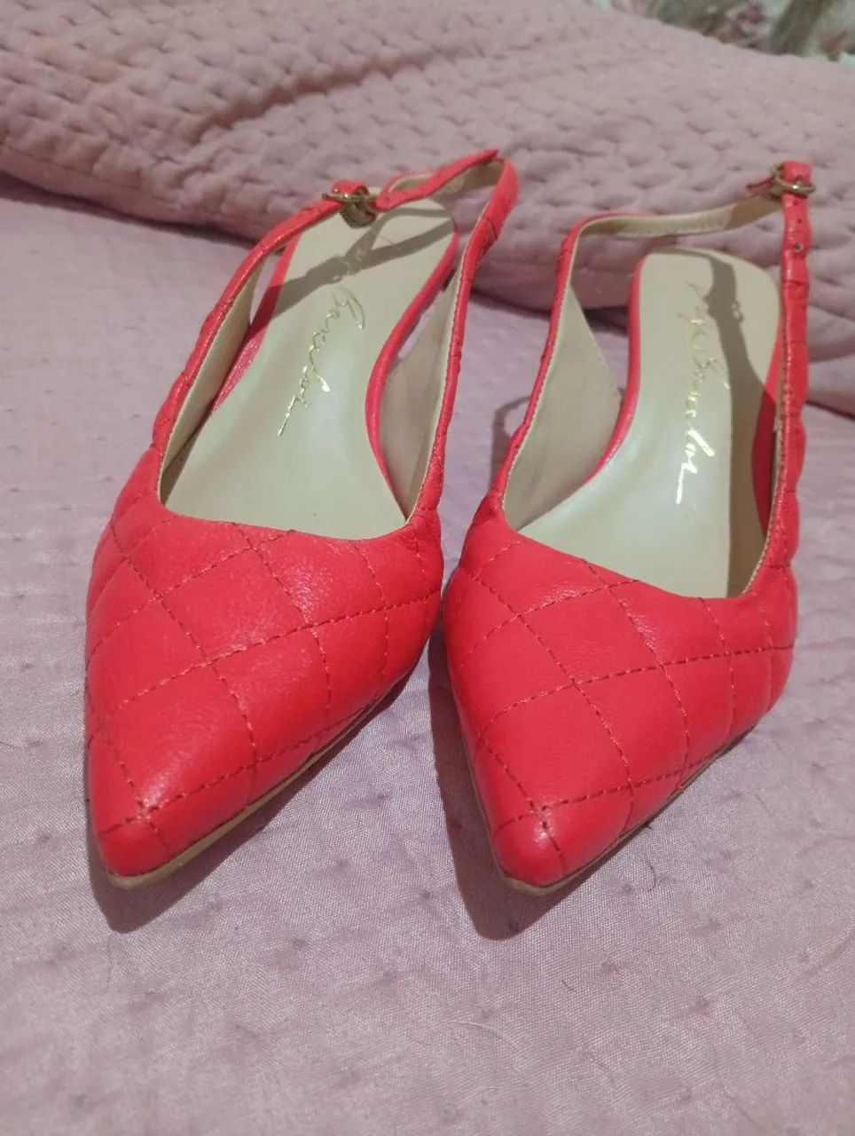 Sandália Slingback Vermelha Matelassê