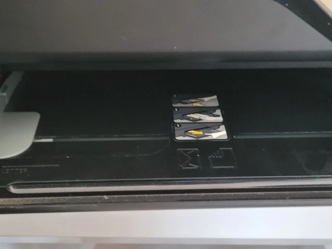 Impressora HP Deskjet Ink Advantage 4615/4625 - Foto 4