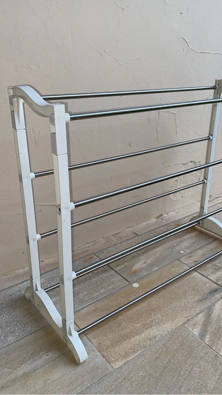Open Shoe Rack with Metal Frame – Compact and Functional64750824650883123