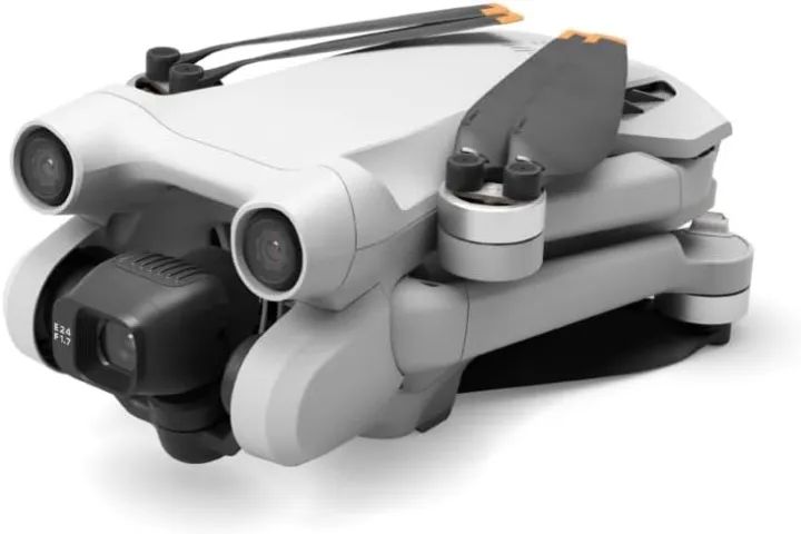 DJI Mini 3 Pro (DJI RC) - Praticamente Novo! Kit fly more!! 3 Baterias! 