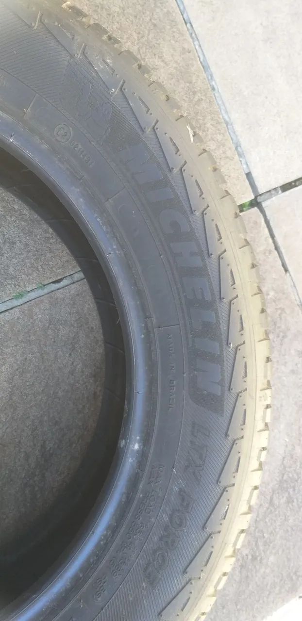 Pneu Michelin LTX Force  205/60 R16 - Foto 3