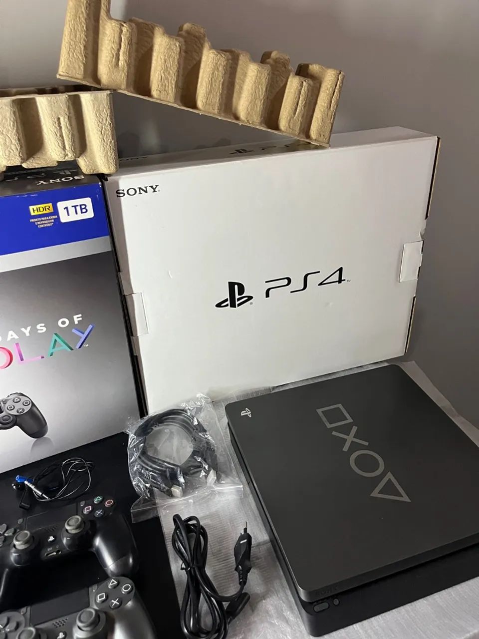 Ps4 1tb Edição limitada Days of Play IMPECÁVEL  - Foto 4