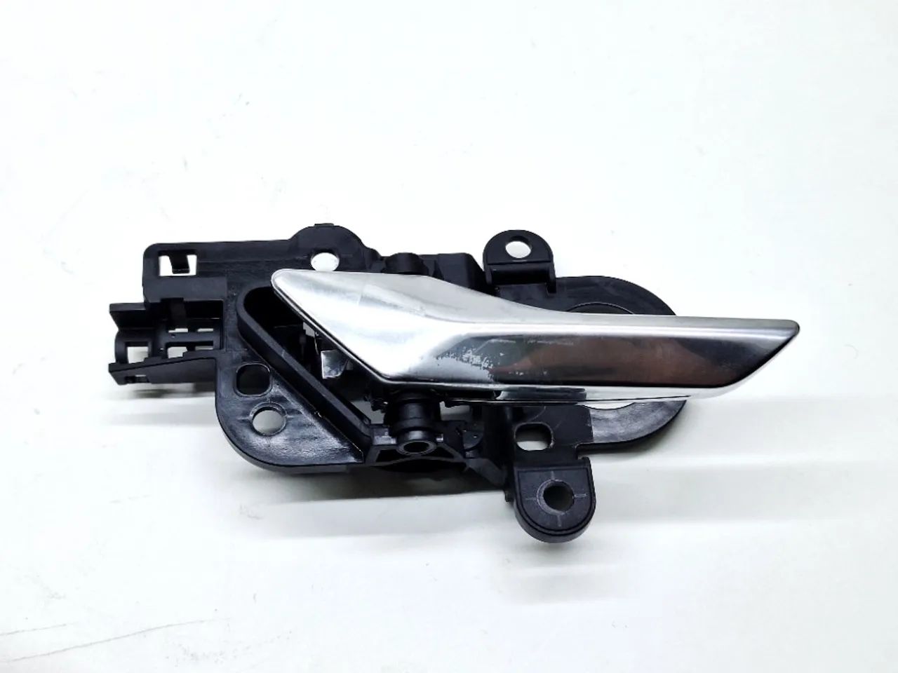 Maçaneta Interna Traseira Esquerda Discovery Sport 2.0 2021