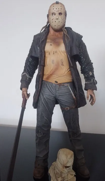 Boneco Jason Voorhees - Friday the 13th - NECA 1/4