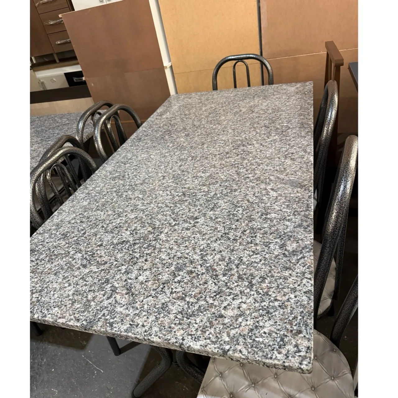 Mesa de jantar com 6 cadeiras - entrego hoje 