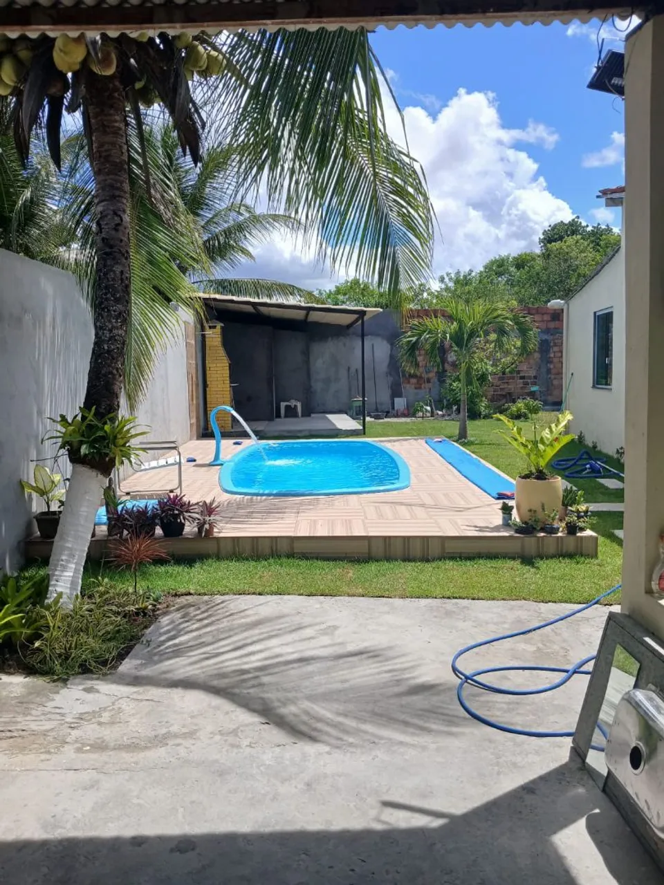 Vendo casa com piscina