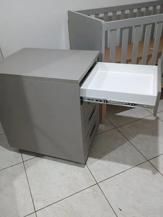 Berço e cômoda infantil em ótimo estado - Foto 3