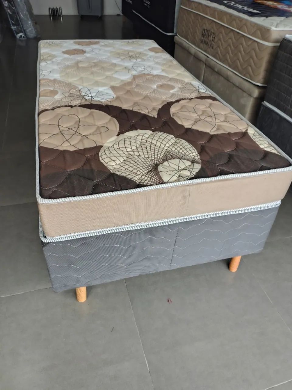 CAMA BOX SOLTEIRO COM ENTREGA IMEDIATA E FRETE GRÁTIS  - Foto 4