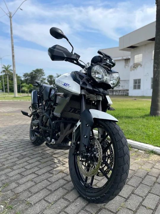 Triumph Tiger XRx 800 - Branca - Impecável - Foto 5