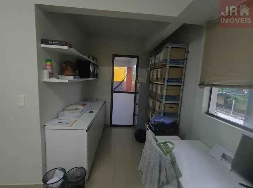 Imóvel para aluguel possui 400 metros quadrados com 14 quartos - Foto 11