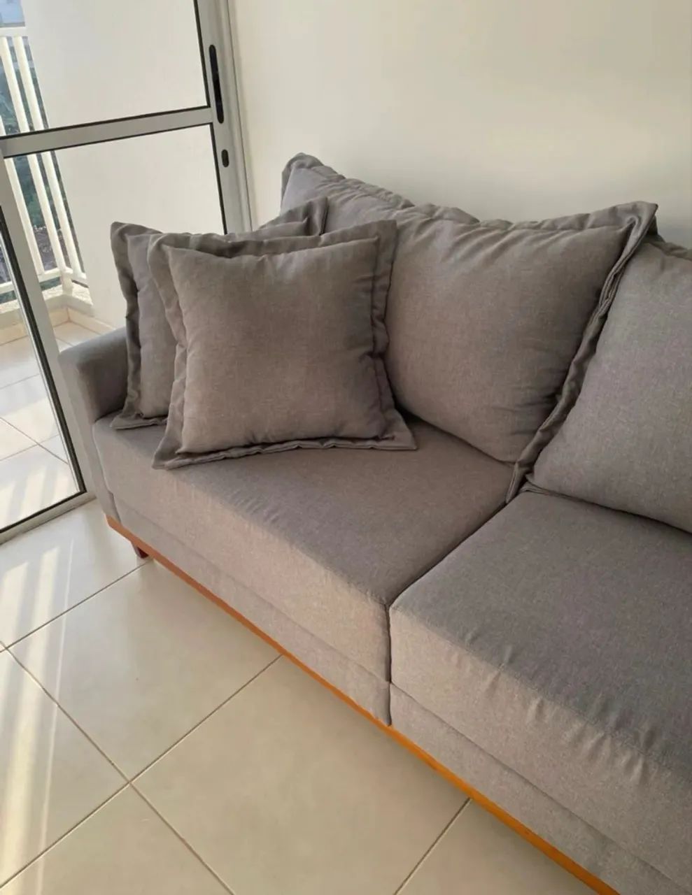 Sofá Linho Cinza 4 Lugares  - Foto 2