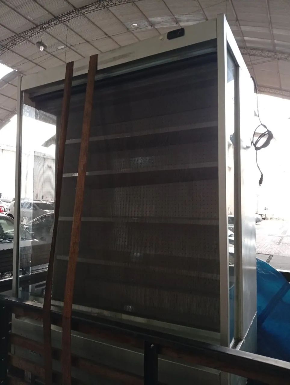 Expositor refrigerado de Laticínios 