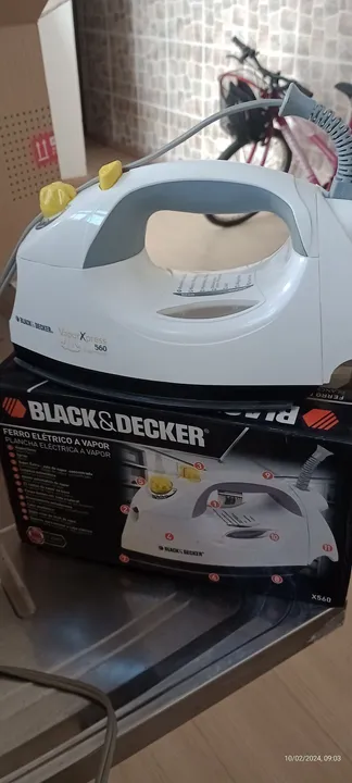 Ferro de Passar Roupa a Vapor 127 v