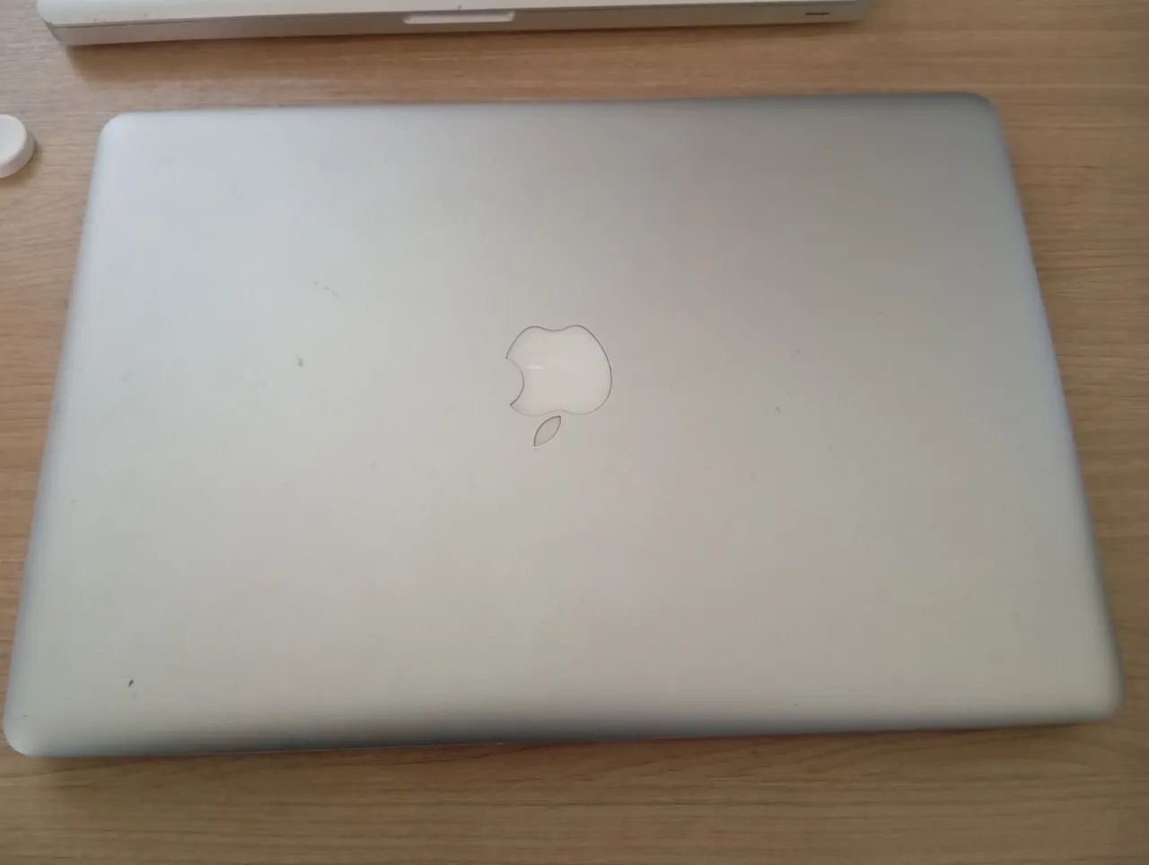 MacBook Pro 15インチ2010 MacBook Pro (15 polegadas, meados de 2010) Manuais e downloads