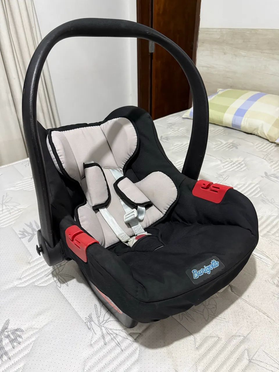 Bebê conforto Burigotto Touring com base veicular - Foto 3