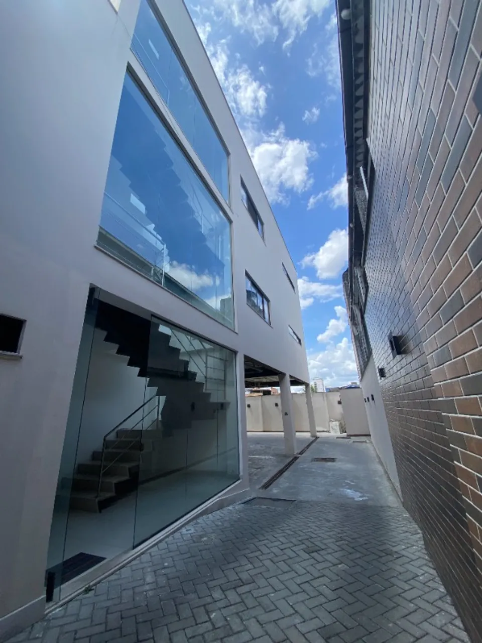 Salas Comerciais na Getúlio Vargas com Elevador e Estacionamento - Feira de Santana