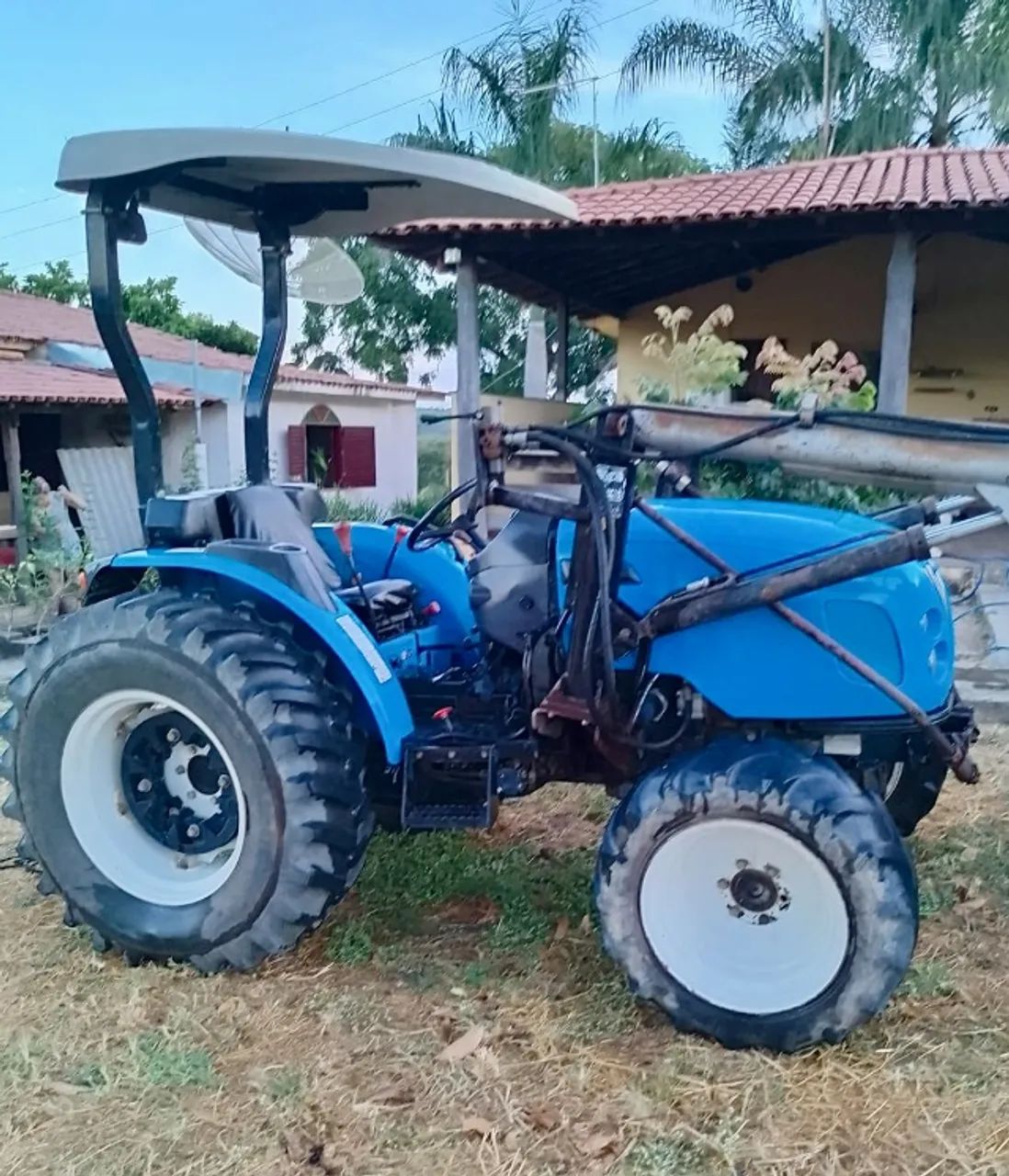 Vendo Trator LS - R60 - Ano 2015 - Tratores e máquinas agrícolas - Dom ...