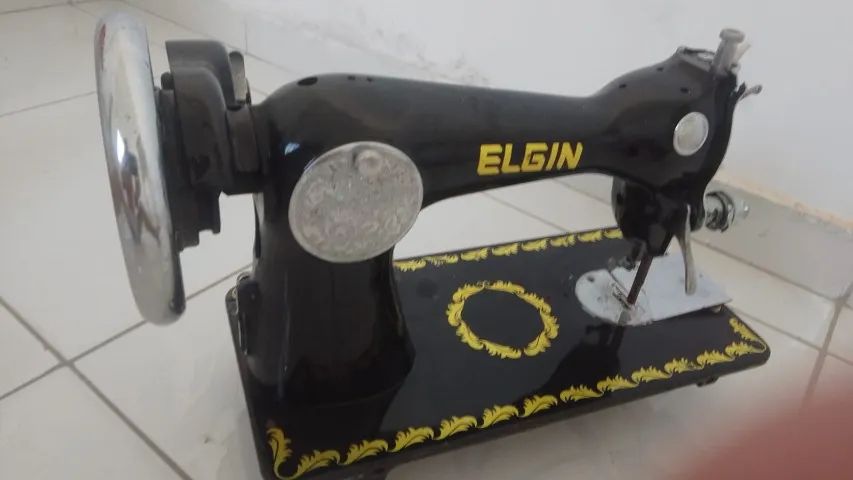 Máquina de costura  - Foto 4