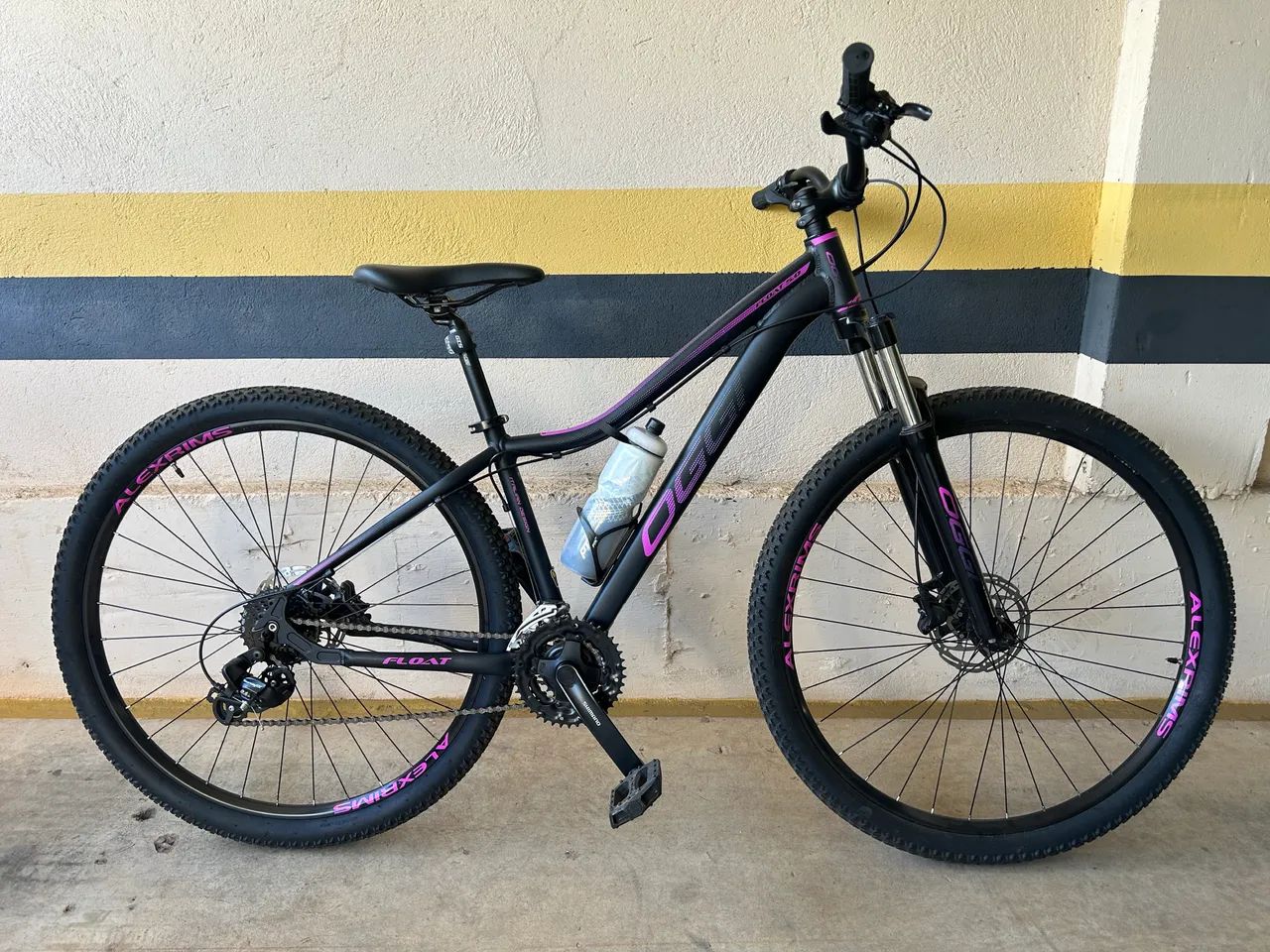 Bicicleta bike OGGI 