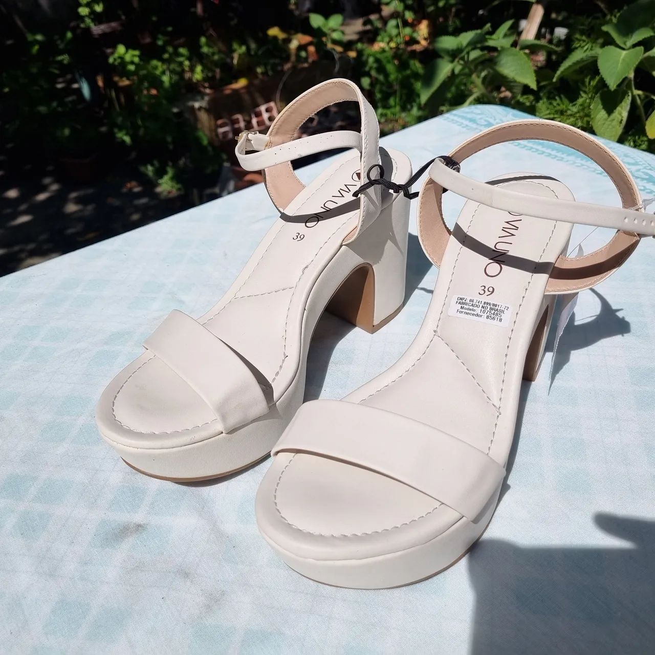 Sandália Via Uno Off-white - Foto 2
