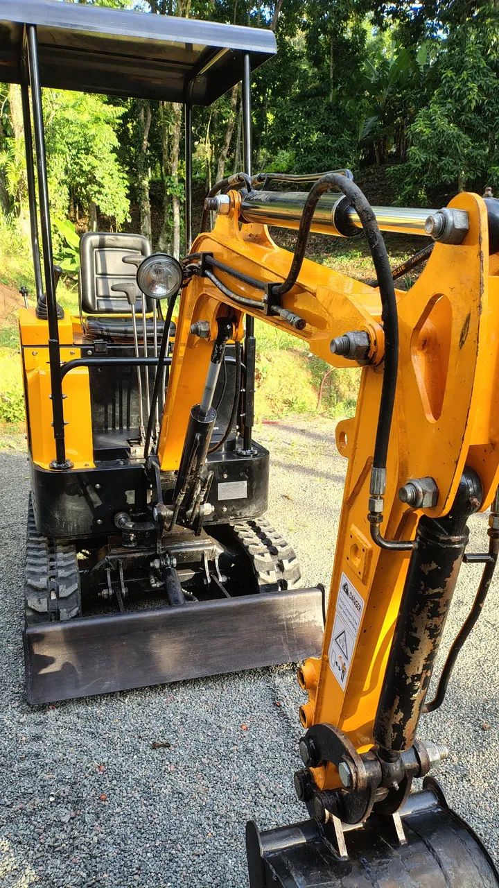 Mini escavadeira 1.500 kg - Foto 2