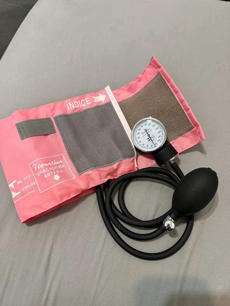 Esfigmomanômetro rosa Premium
