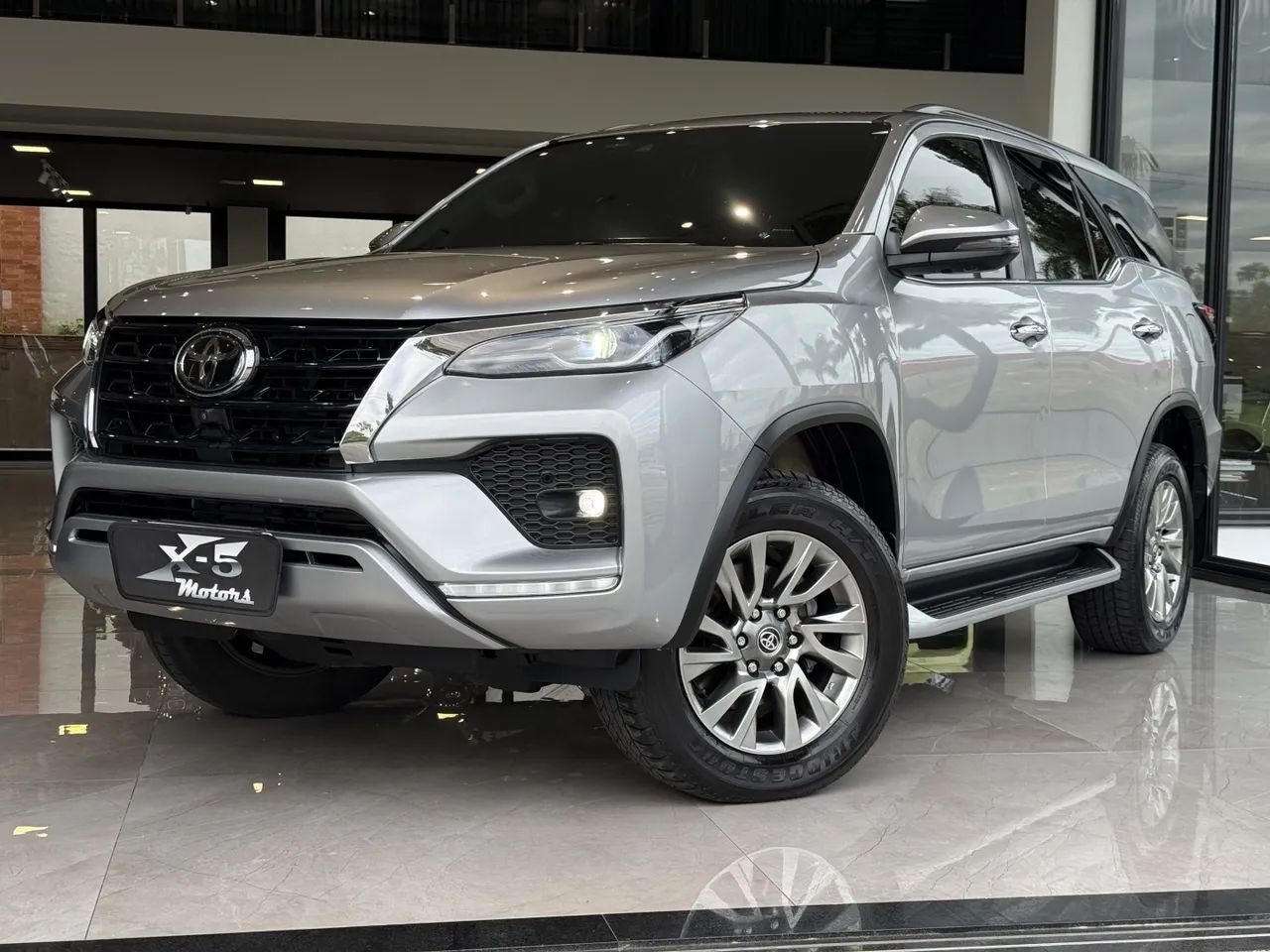 Toyota Hilux SW4 4X4 2.8 Diesel 2023